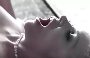 XXX منتصف العمر المرأة نحيل غريب كس زب متحرك الأطوار متعة