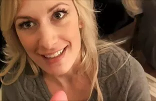 XXX Blondies مع سكسي ساخن متحرك الحمار مرونة