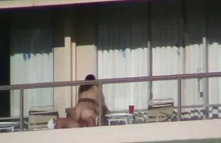 XXX مص القضيب و صور سكس اون لاين على السرير