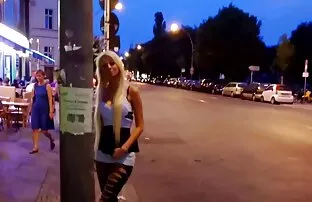 XXX انضم الأشبال إلى قبلة تركت صور سكس شيميل متحركه بلسانهم